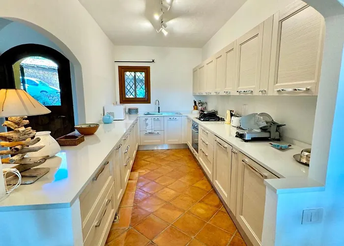 Waterfront Port House Apartment Porto Cervo