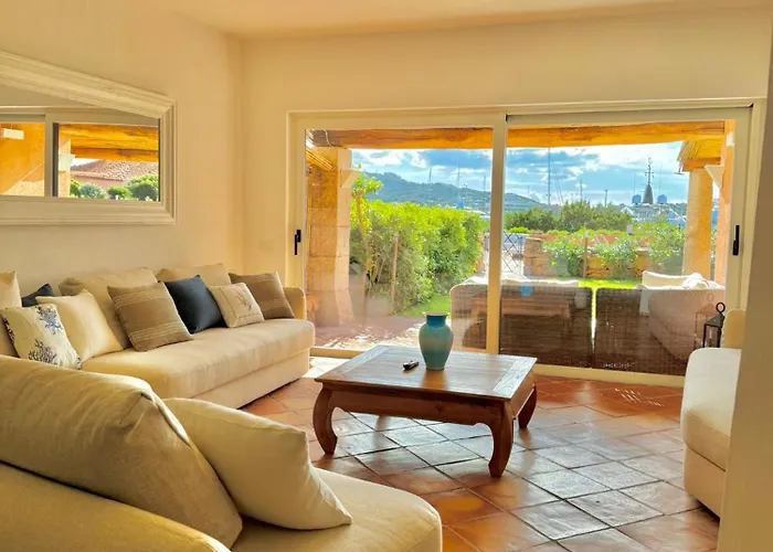 Apartment Waterfront Port House