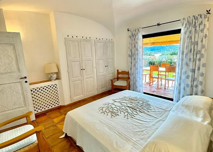 Waterfront Port House Apartment Porto Cervo