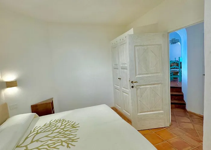 Waterfront Port House *